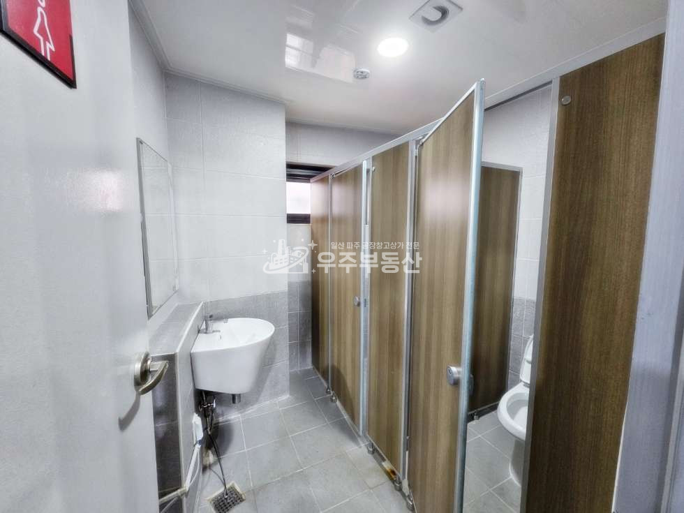 경기 파주시 신촌동 [공장] 신촌동 면적 125 화용물5톤엘베+승인용엘베 직관 30kw 해썹인증가능 40피트 가능 창고임대 월세 매물번호 10393 사진 15