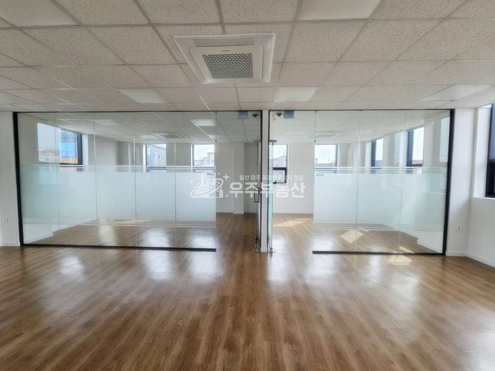 경기 파주시 신촌동 파주 신촌동 면적 180 신축 각층마다 냉난방기 인승엘베 남녀분리화장실 탕비실 내부사무실 월세 매물번호 10404 사진 20