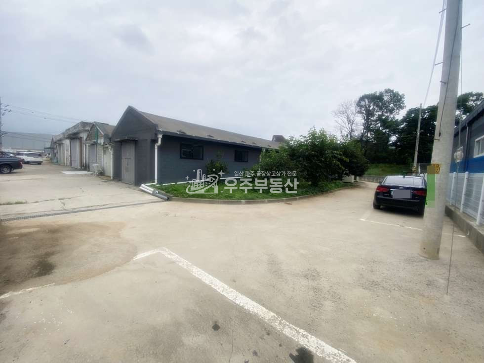 경기 파주시 신촌동 파주 신촌동 공장창고임대 50평 저렴한임대료 내부화장실 및 사무실 주차공간넉넉함 민원소지없음 월세 매물번호 10545 사진 4