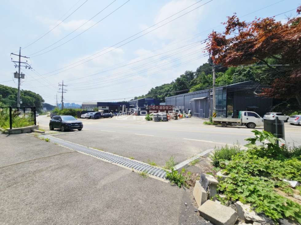 경기 파주시 교하동 파주 교하동 면적60 준신축급 도로변 광고효과 높은층고 창고임대 월세 매물번호 10549 사진 1
