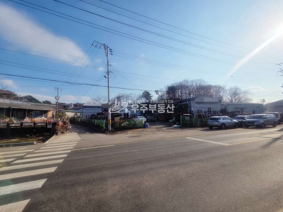 경기 파주시 월롱면 도내리 월롱면 도내리 창고 세동 급매 도로변으로 광고효과좋음 제조업 40피트츄레라 단독마당 매매 매물번호 10699 사진 1