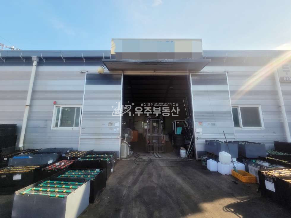 경기 파주시 월롱면 도내리 월롱면 도내리 창고 세동 급매 도로변으로 광고효과좋음 제조업 40피트츄레라 단독마당 매매 매물번호 10699 사진 5