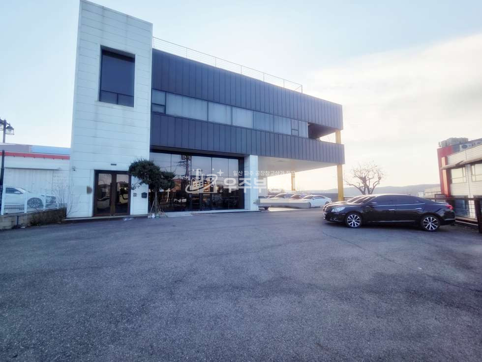 경기 파주시 문발동 파주 문발동 면적 95 상가 1층 임대 도로변 간판면좋음 오폐수직관 내부화장실 즉시입주가능 월세 매물번호 10704 사진 1