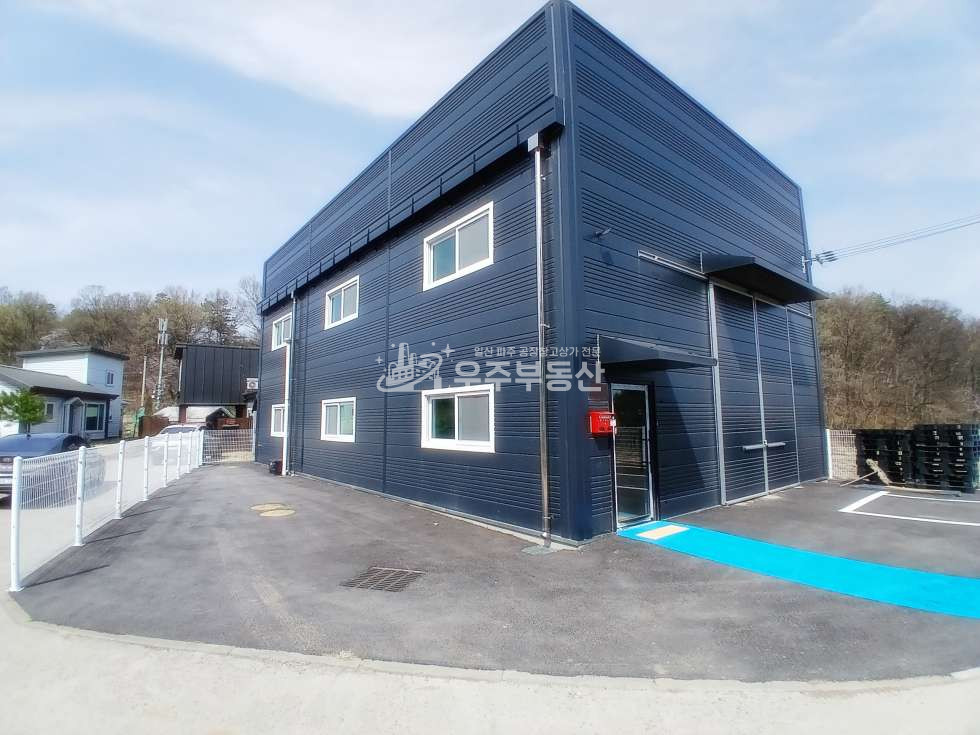 경기 파주시 탄현면 법흥리 파주 법흥리 44평 창고 임대 높은 층고 내부화장실 단독마당 주차여유 즉시입주가능 매매 매물번호 10863 사진 2