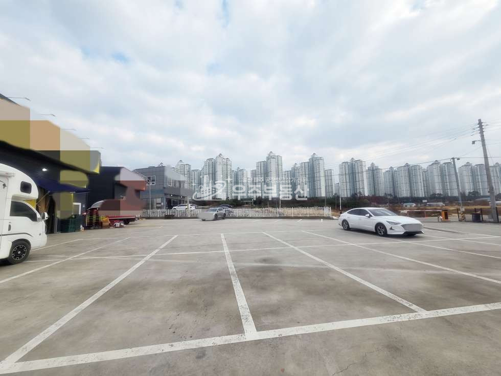 경기 고양일산서구 덕이동 일산 덕이동 대로변 창고 한동 임대 내부화장실 신축급 광고효과최고 즉시입주 월세 매물번호 10682 사진 4