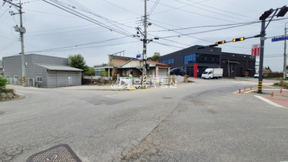경기 파주시 연다산동 파주 연다산동 창고 42평 단독마당 도로변 광고효과 내부화장실 대형차진입 운정인근 월세 매물번호 10890 사진 10
