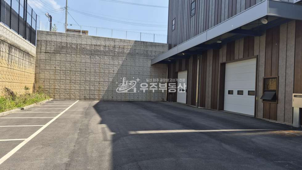 경기 고양일산동구 설문동 일산동구 설문동 신축 물류창고 374평 사무실 40평 높은층고 40피트진입가능 월세 매물번호 10968 사진 4