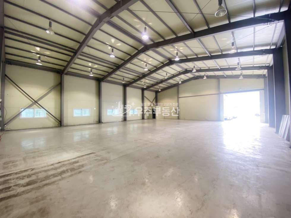 경기 파주시 탄현면 축현리 파주 축현리 공장창고임대 면적117평 축현산업단지내 도로접 제조업가능 내부화장실 민원소지없음 저렴한임대료 월세 매물번호 10711 사진 4
