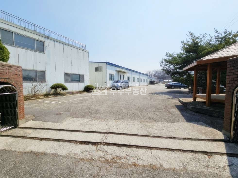 경기 파주시 탄현면 갈현리 [공장] 파주 탄현면 갈현리 면적 150 중이층구조 높은전기 민원 없는 제조가능 공장 창고임대 월세 매물번호 10454 사진 2