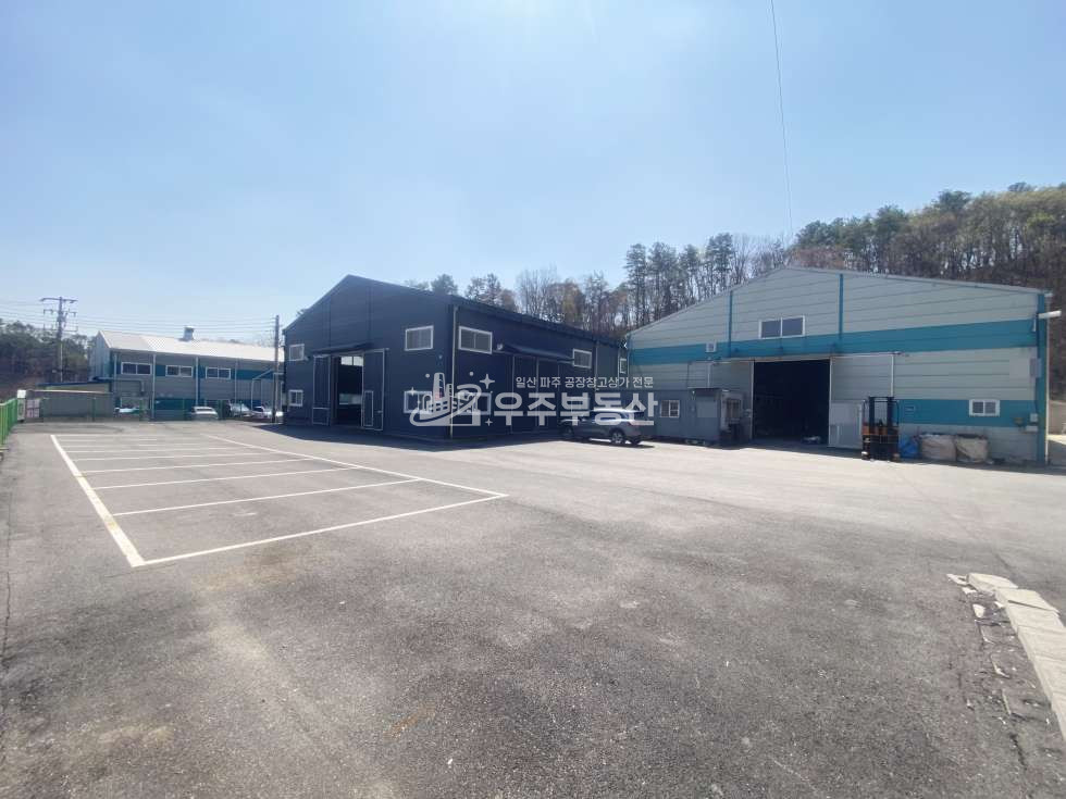 경기 파주시 문산읍 내포리 파주시 내포리 신축급 공장 임대 면적416평 차량진출입로 좋음 대형평수 높은층고 월세 매물번호 10773 사진 11