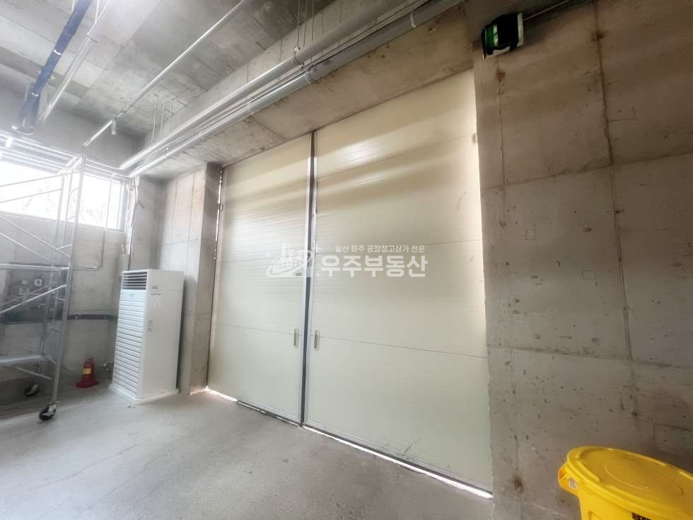 경기 파주시 오도동 파주 오도동 특대형 공장 창고 한동 임대 제조업가능 단독마당 120KW 높은전력 40피트추레라 내부화장실 즉시입주 월세 매물번호 10830 사진 21