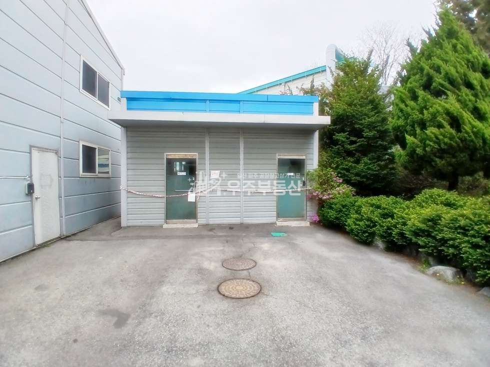 경기 고양일산서구 법곳동 일산서구 법곳동 148평 창고임대 추가3동임대가능 대형마당 주차넉넉 높은 층고 고전력 40피트 츄레라 진출입 가능 월세 매물번호 10894 사진 8