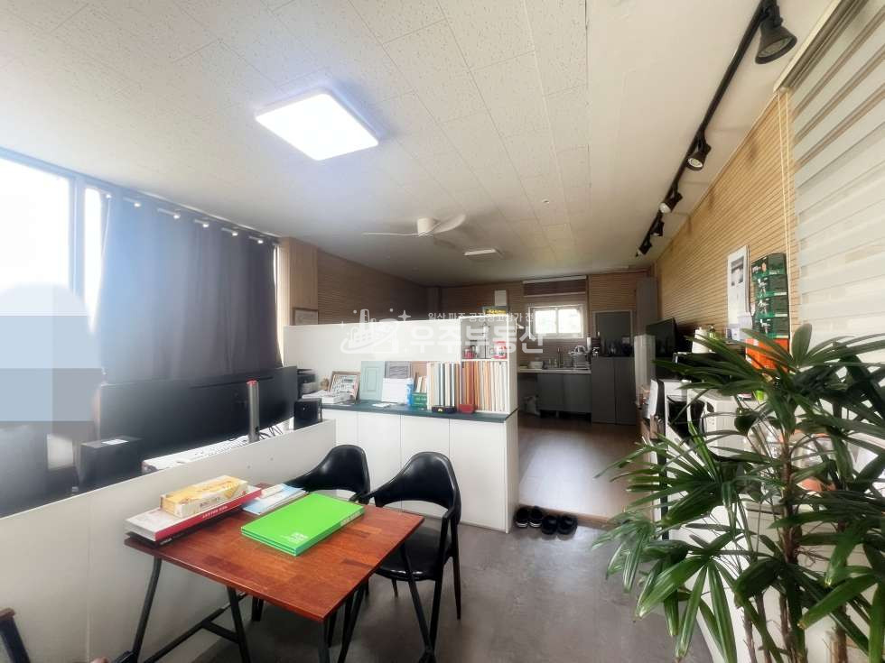 경기 고양일산서구 덕이동 덕이동 면적58 무권리 창고형매장 추천 도로접 광고 간판면 최고 대형차 가능 창고 상가 임대 월세 매물번호 10282 사진 10