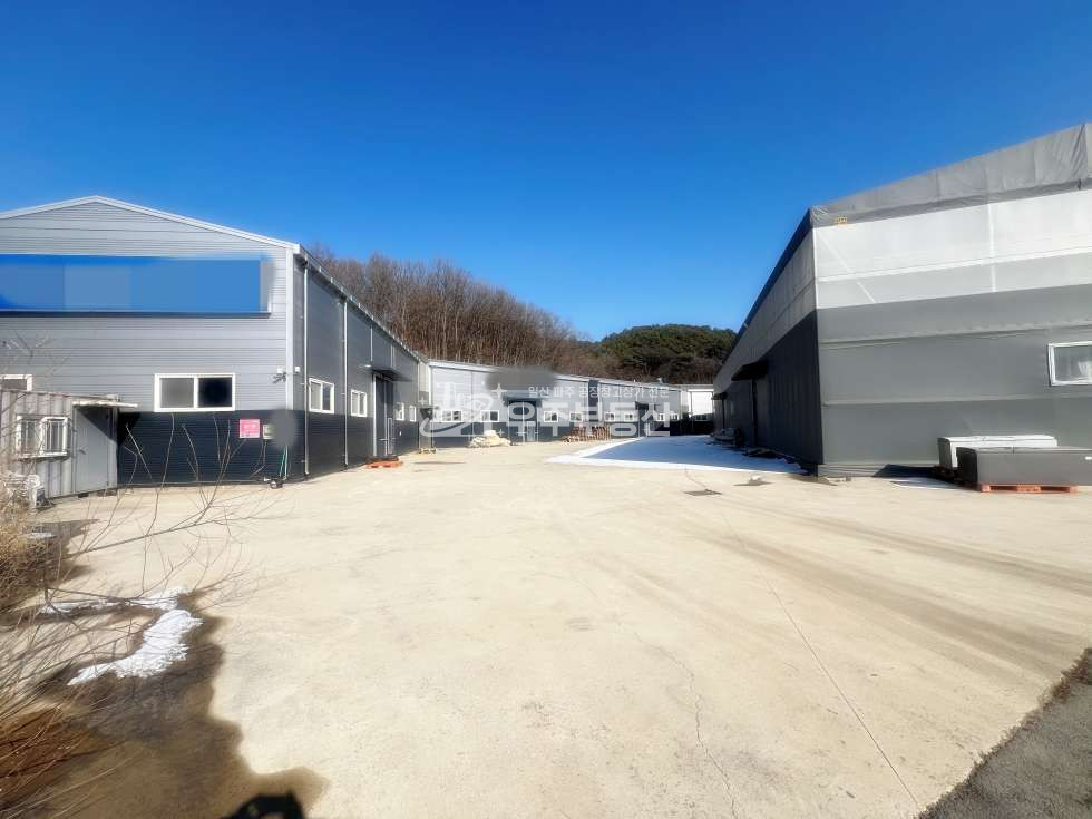 경기 파주시 탄현면 낙하리 파주 낙하리 창고 네동 임대 준신축급 넓은 단독마당 40피트 추레라 높은 층고 월세 매물번호 10762 사진 2