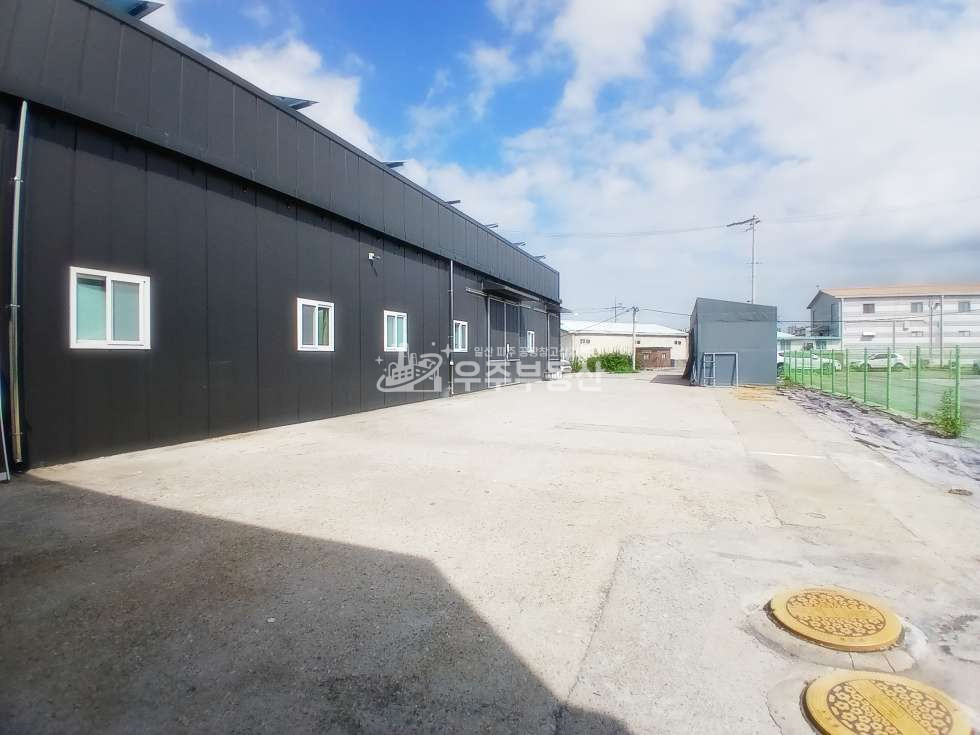 경기 고양일산서구 덕이동 덕이동 면적 150 전기60kw 공장 제조 가능한 창고 리모델링 40피트추레라 높은층고 월세 매물번호 10247 사진 3