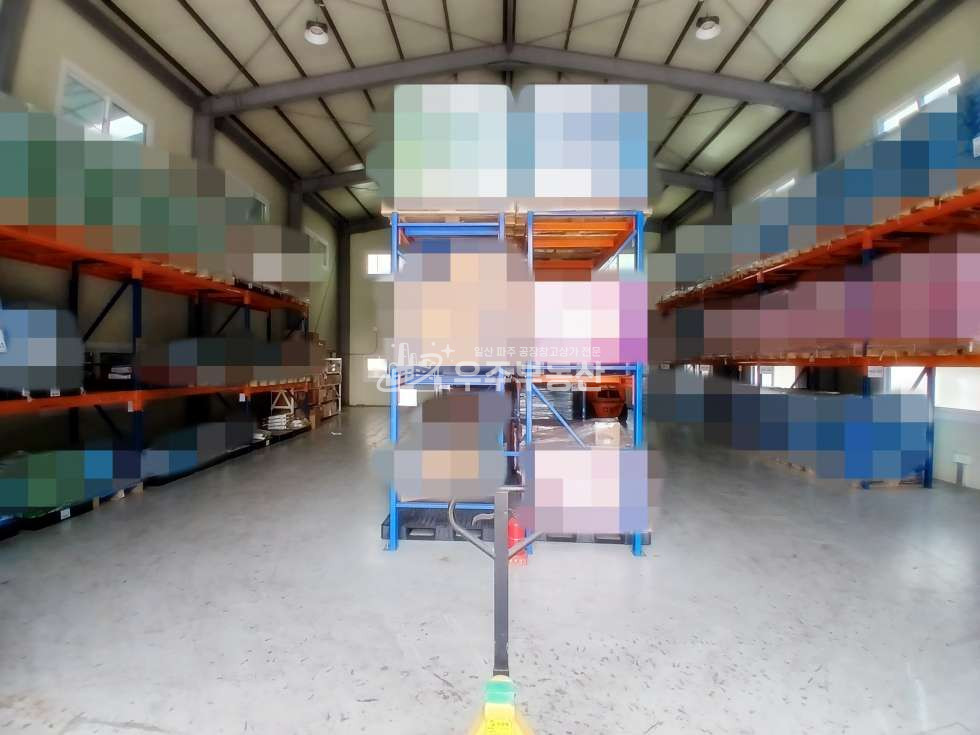 경기 파주시 야동동 파주시 야동동 총면적 370평 공장창고 네동임대 실내외컨디션깨끗 단독마당 40피트츄레라진출입가능 높은층고8M 각동내부화장실 동간가설천막 렉무상사용 즉시입주가능 월세 매물번호 11111 사진 7