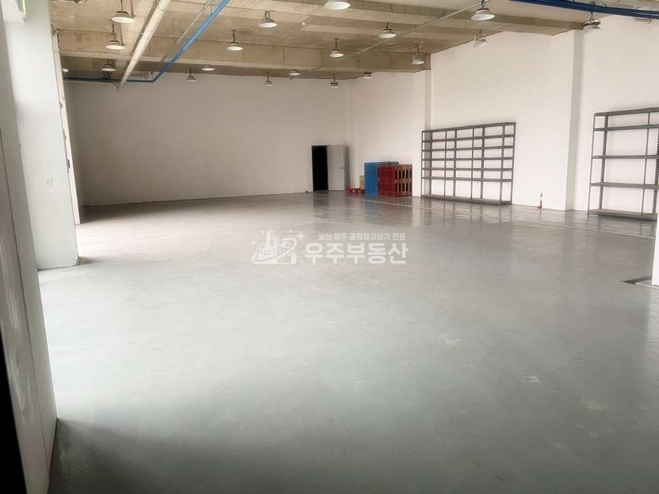 경기 파주시 오도동 파주 오도동 면적 314평 대로변 상가 매매 평일에도 유동인구많음 간판면최상 준신축급 건물컨디션 매매 매물번호 11135 사진 4