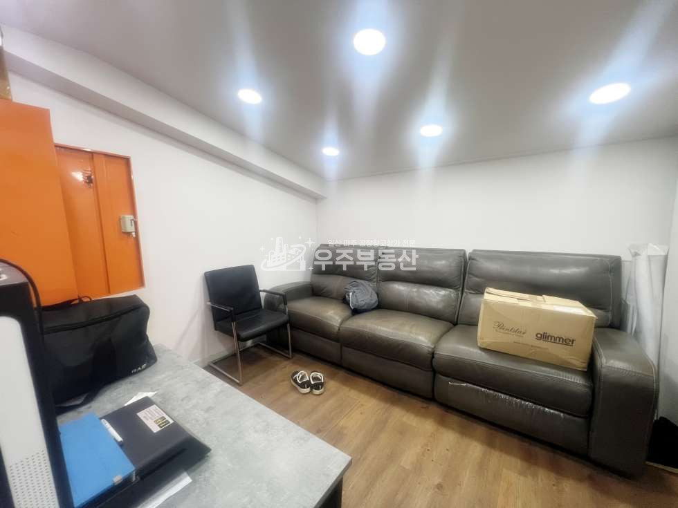 경기 고양일산서구 덕이동 일산 덕이동 면적84 공장 창고 한동 임대 통행량많은 도로접 현 카센터 성업중 제조업가능 월세 매물번호 11144 사진 11
